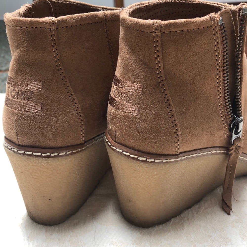 Toms - Picture 7 of 9
